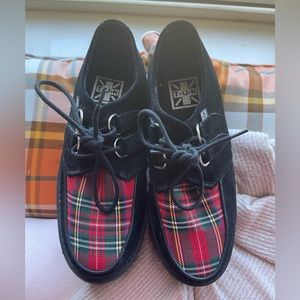 TUK Plaid StratoCreepers